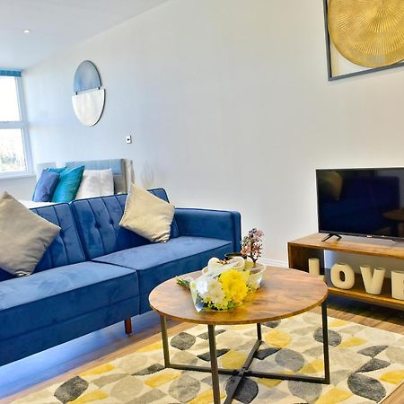 Stunning Apartment Near Citycentre & Oracle Reading Exteriör bild
